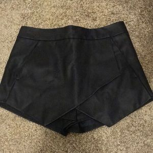 Express black leather skort